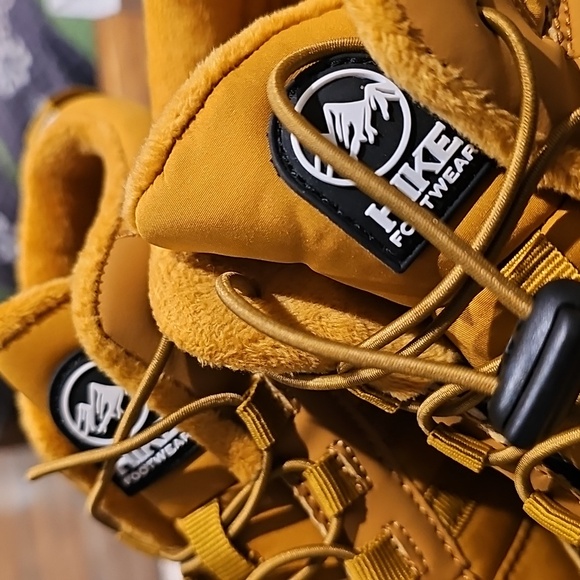 💖 HIKE FOOTWEAR DARK GOLDEN MUSTARD Hiking Boots  (💲price reduced!) 💖 NWT - Picture 14 of 15